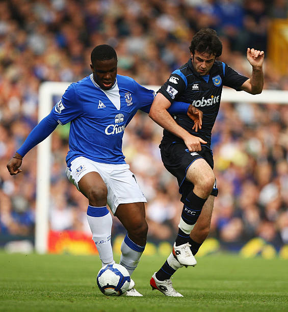 眾的後衛在 眾的後衛在